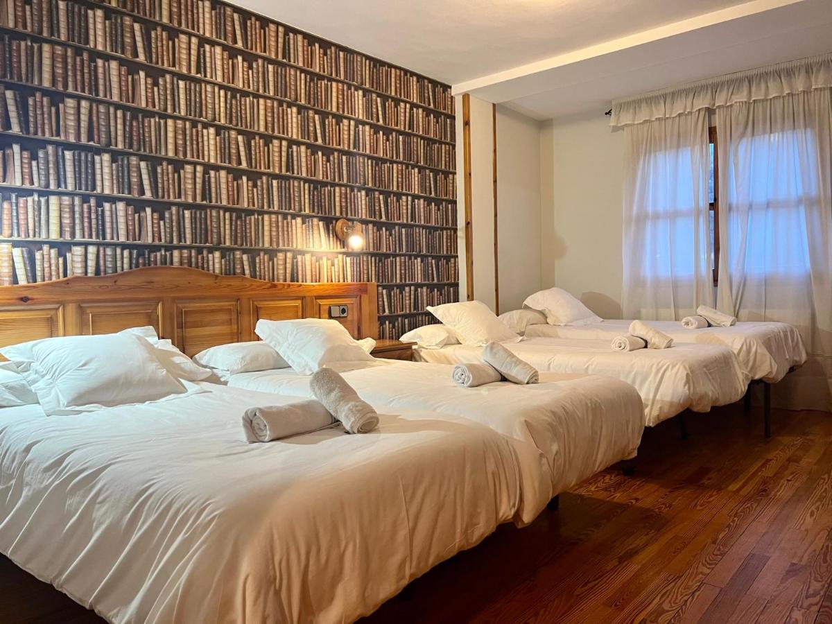 Hotel Eriste Luaran gambar